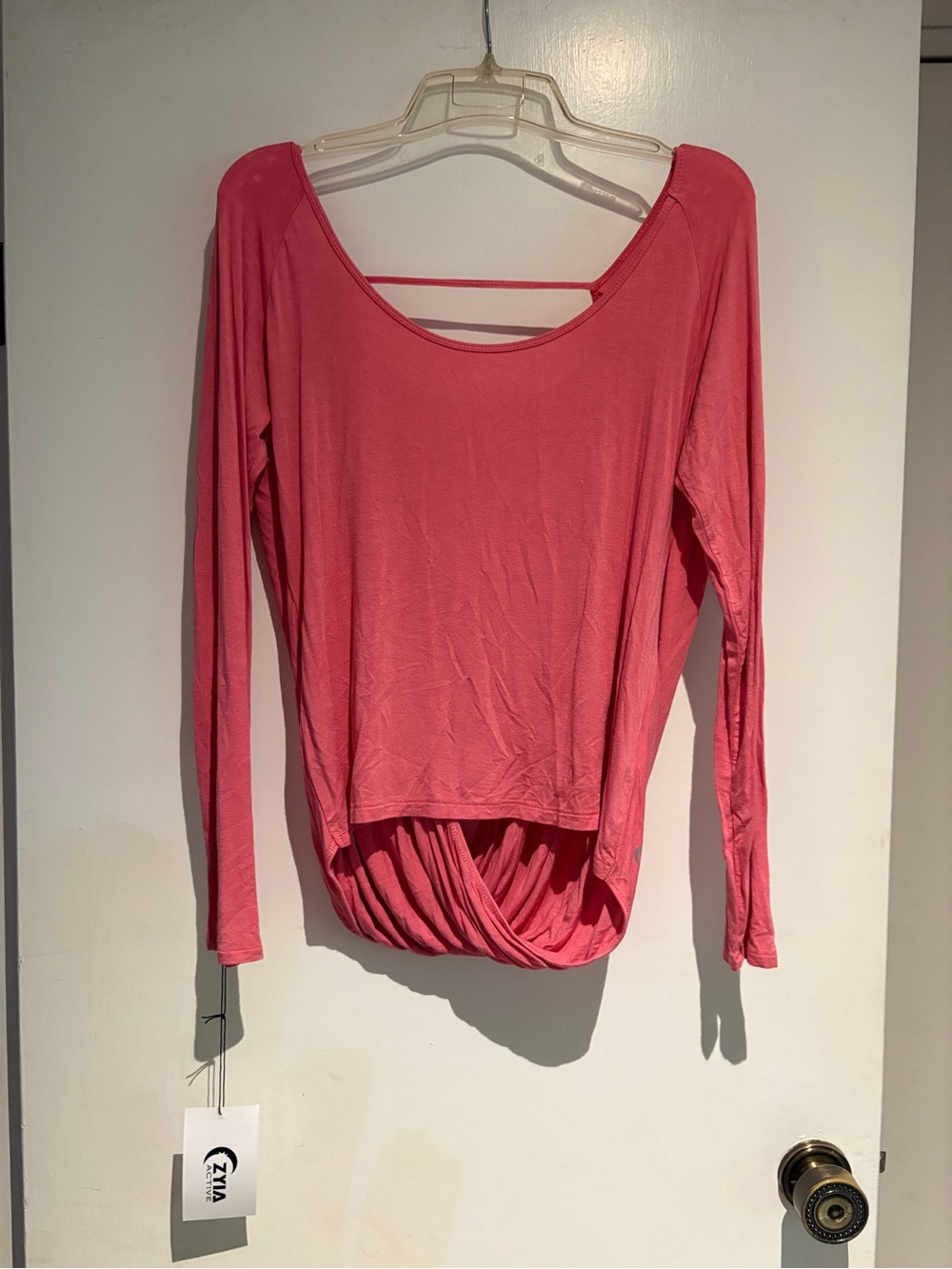 Zyia Active Light Brick Namaste Long Sleeve. XS